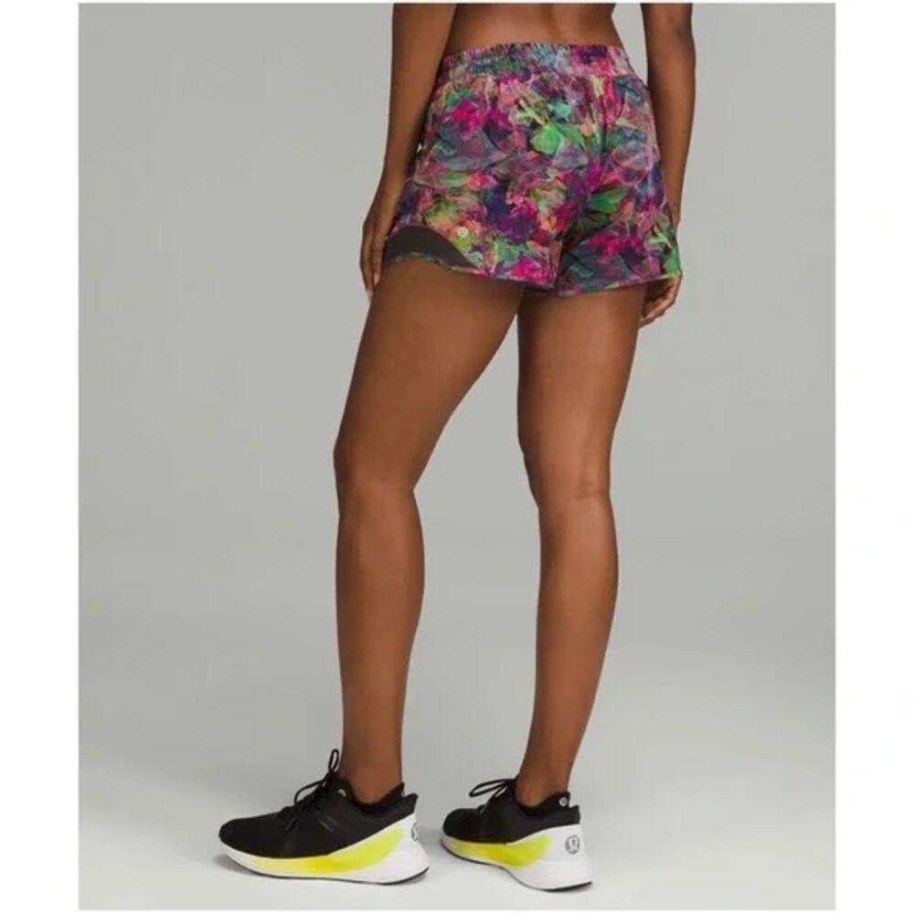 Lululemon Hotty Hot Low-Rise Lined Short 4" Vivid Floral Tone Multi GraphiteGrey - Picture 8 of 8